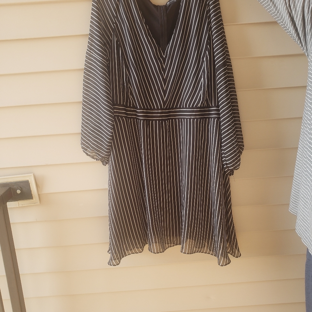 Fashion to figure size 2 dress